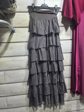 Cargar imagen en el visor de la galería, Falda de volantes