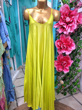 Cargar imagen en el visor de la galería, Vestido Munira